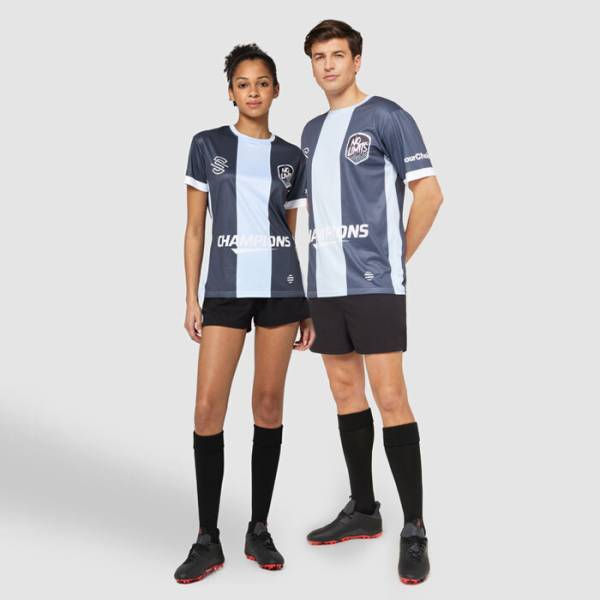 Votre marque, votre design, zéro compromis, votre maillot : le sur-mesure total !